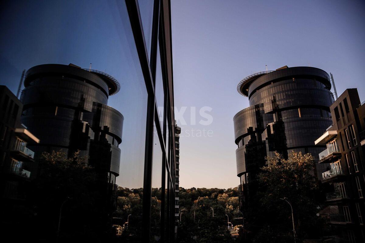 Office vul. Rustaveli Shota 30Б, 180m2