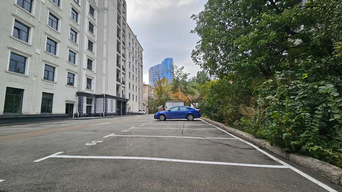 Office bul. Mykoly Mikhnovskoho 19, 914m26188511