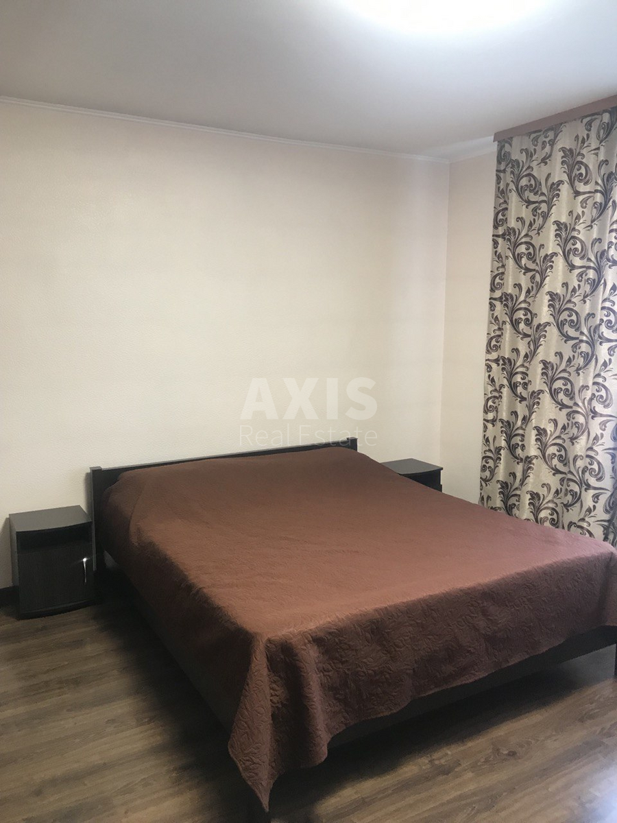 3к квартира ул. Братства Тарасовцев 12/37619579