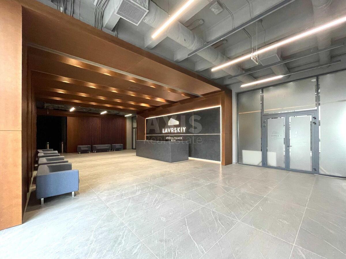 Office vul. Lavrs'ka 16, 208m211