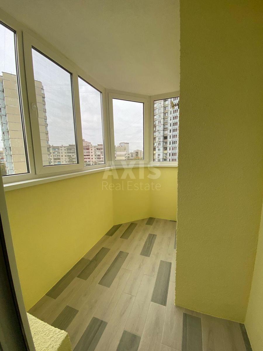 1k apartment vul. Syvas'ka 12/24