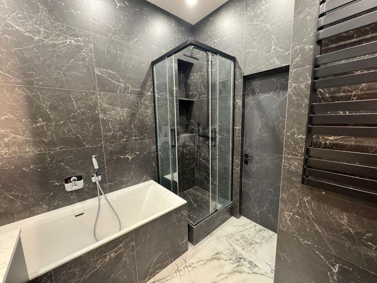 1k apartment vul. Dragomyrova Myhajla 4Б7