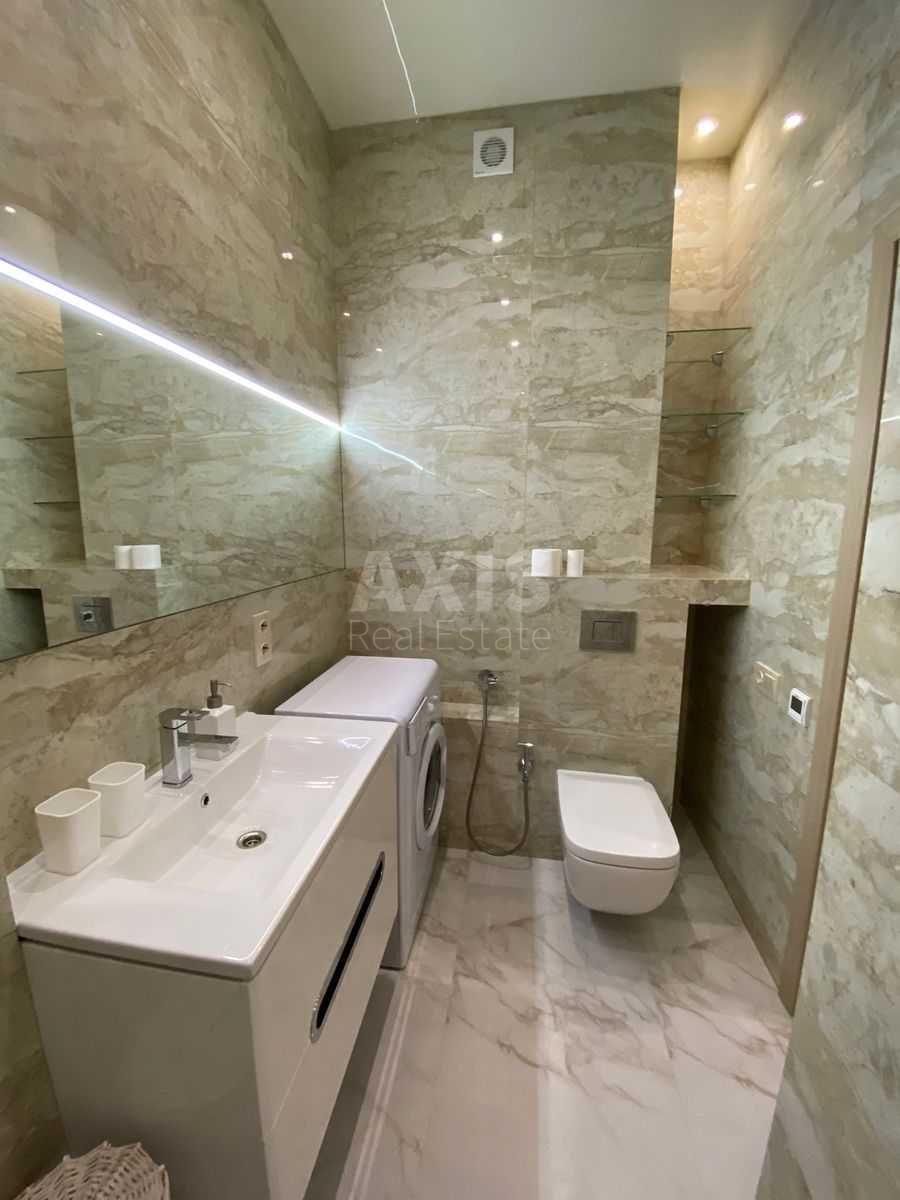 1k apartment vul. Zhyljans'ka 1182