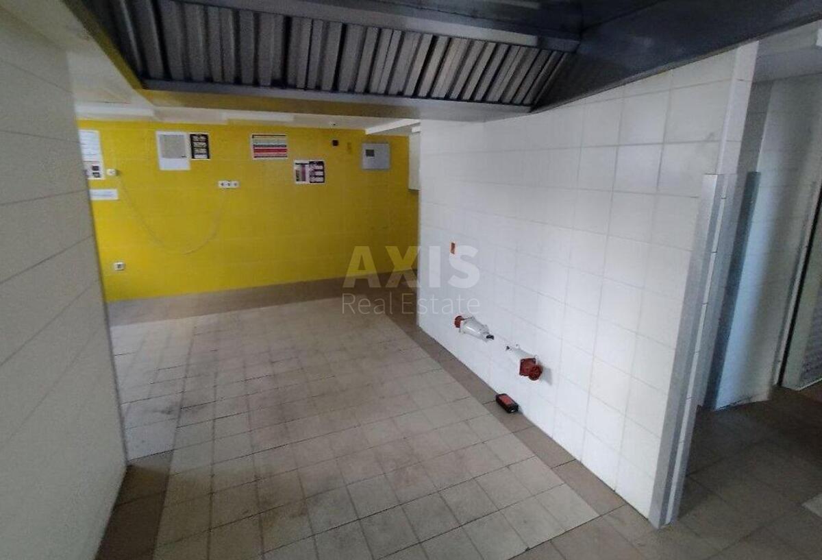 Office vul. Sichovyh Stril'civ 77, 155m23