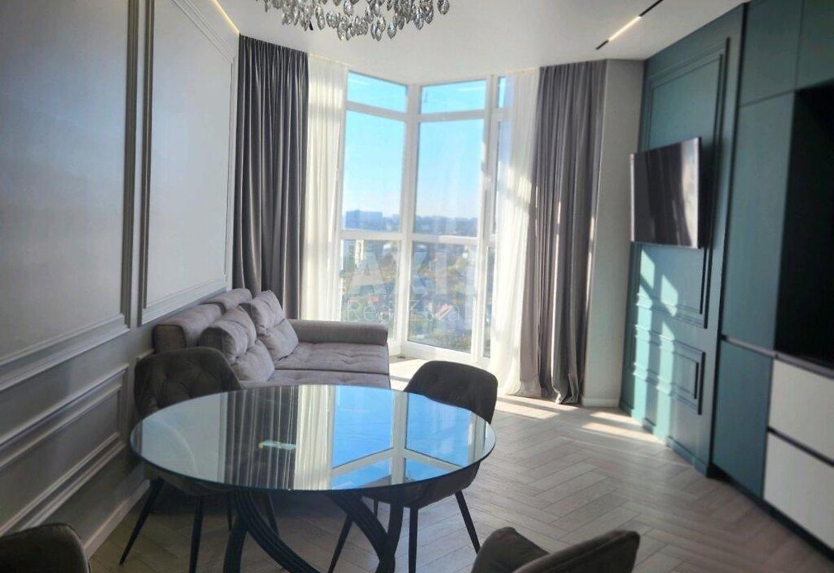 1k apartment vul. Dragomyrova Myhajla 14А1