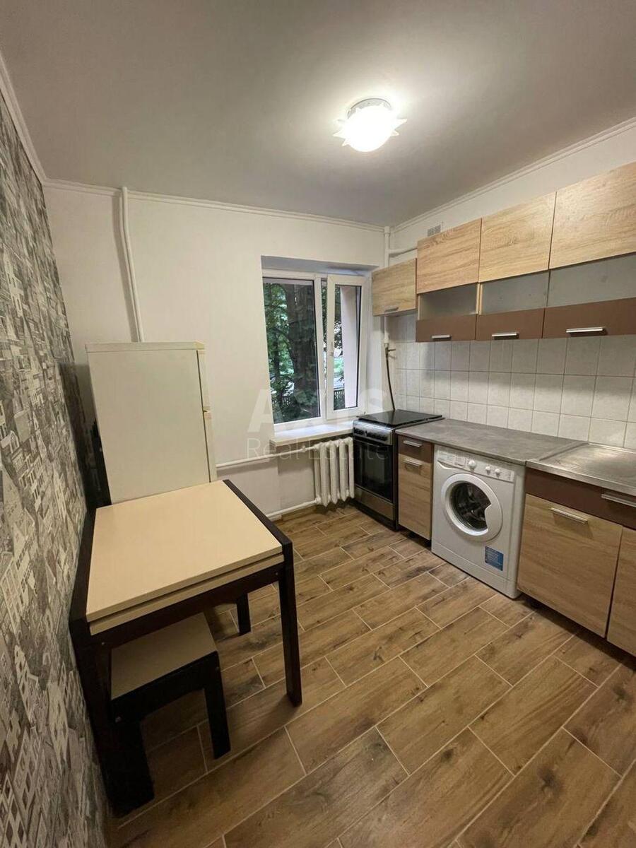 1k apartment vul. Antonova Aviakonstruktora 4