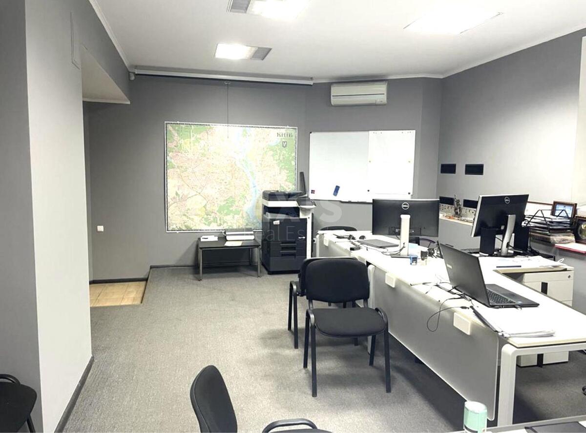 Office vul. Jaroslavs'ka 32/33, 160m2