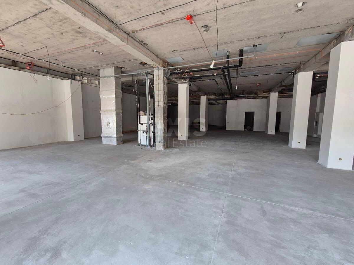 Office vul. Hreshhatyk 16, 504m2588884