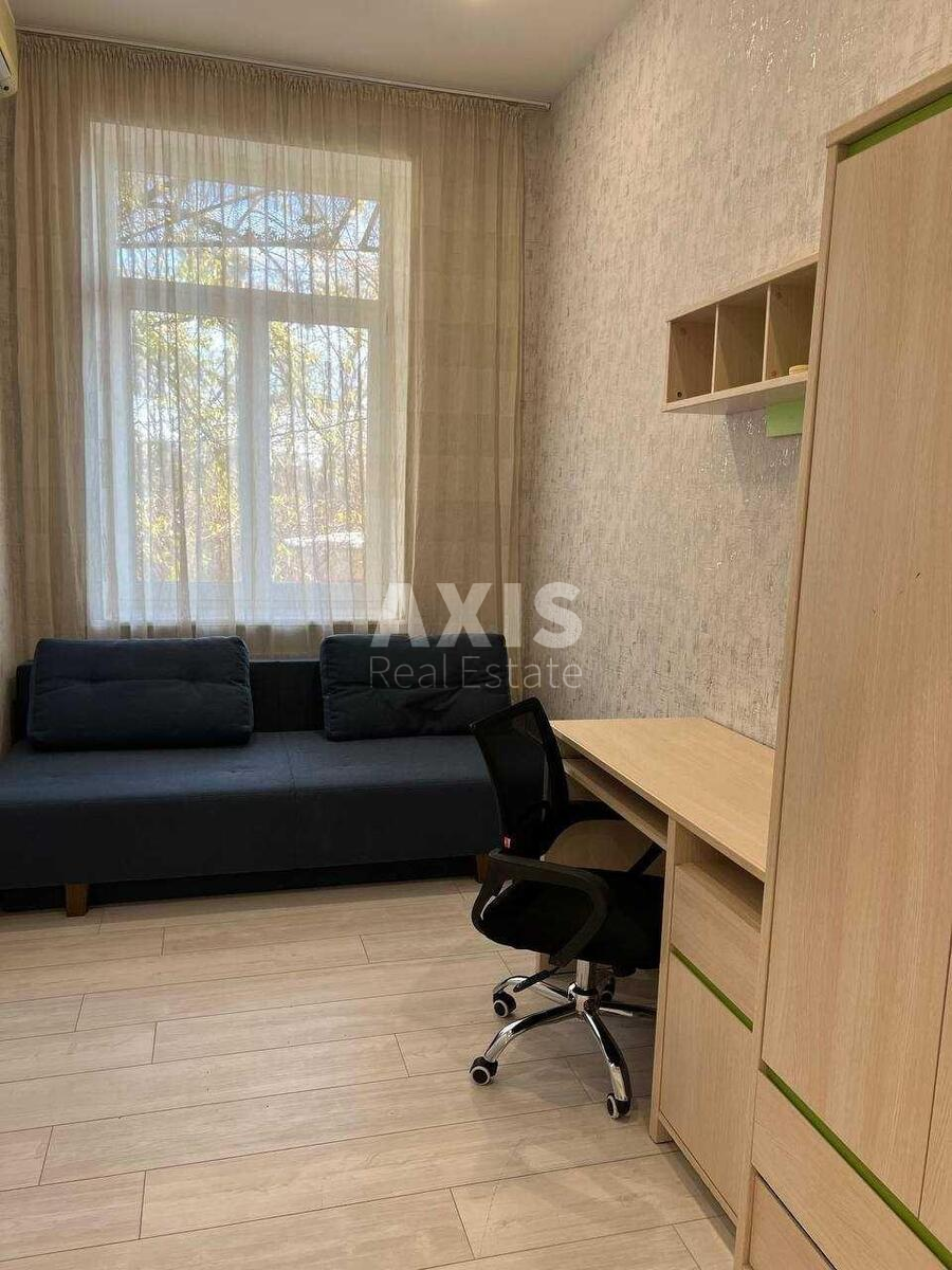2k apartment vul. Malopidval'na 21/81