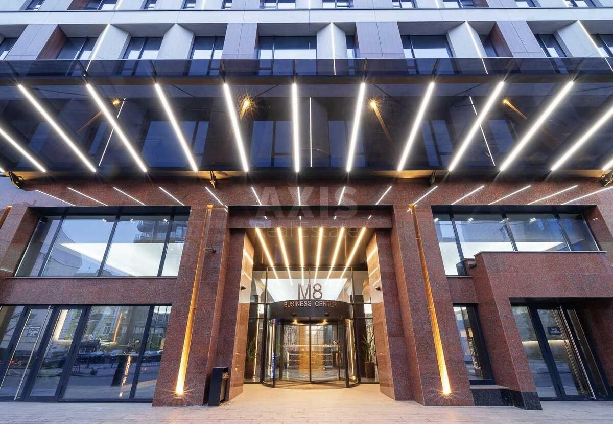 Office vul. Moskovs'ka 8Б, 2000m2