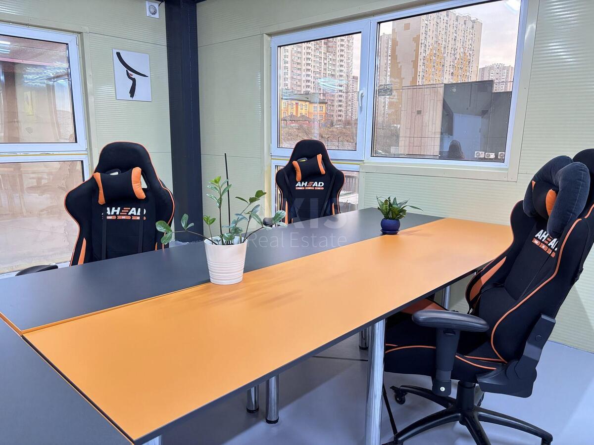 Office vul. Sadova 192-a 1, 110m21