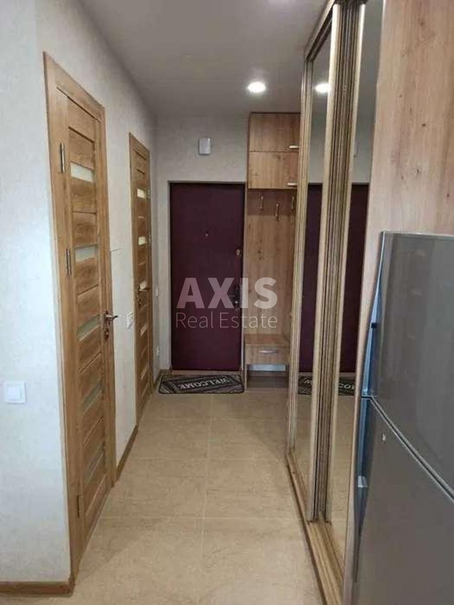 1k apartment vul. Knjazhyj Zaton 17Б8