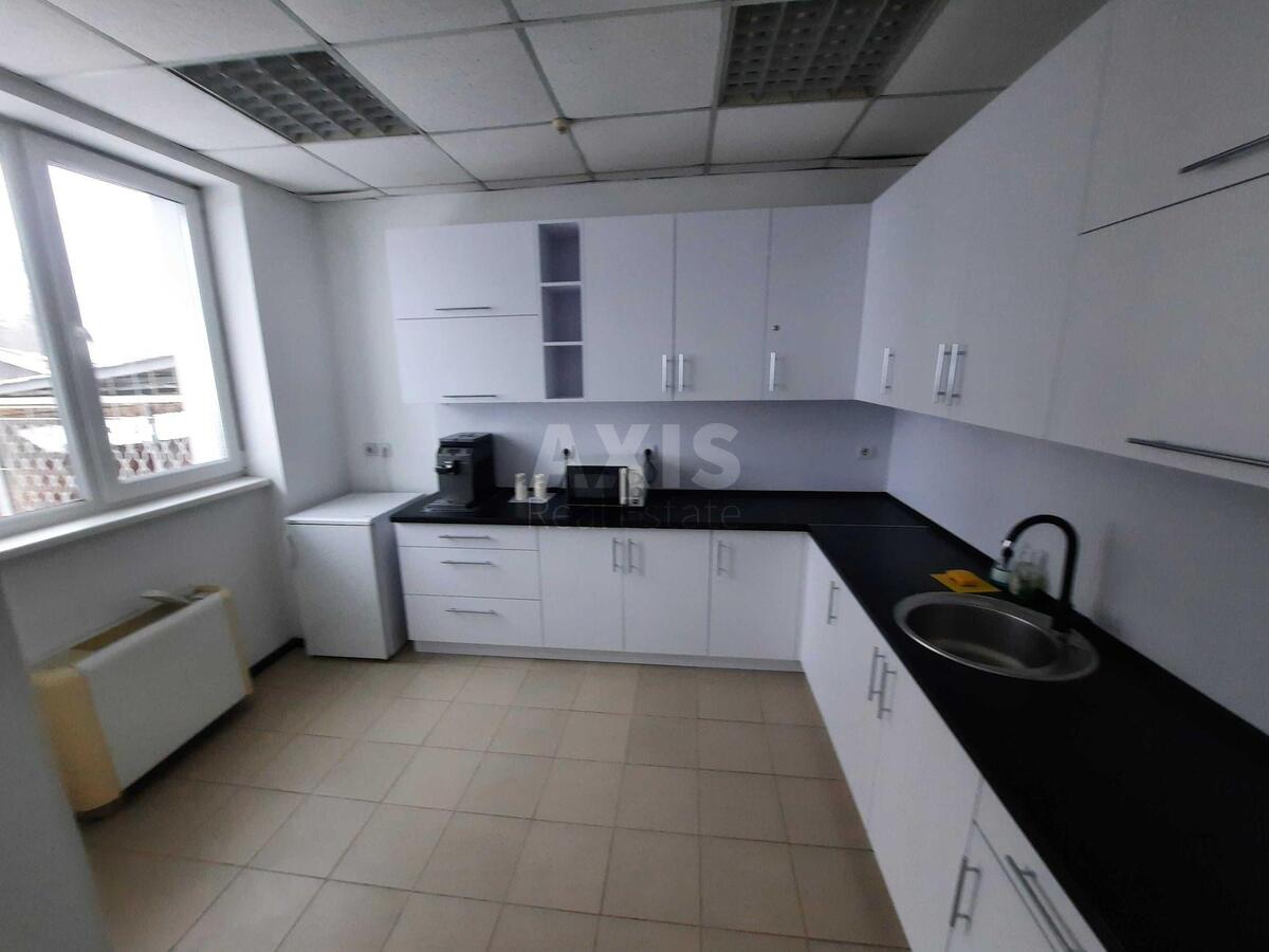 Office vul. Pymonenka Mykoly 13, 268m2
