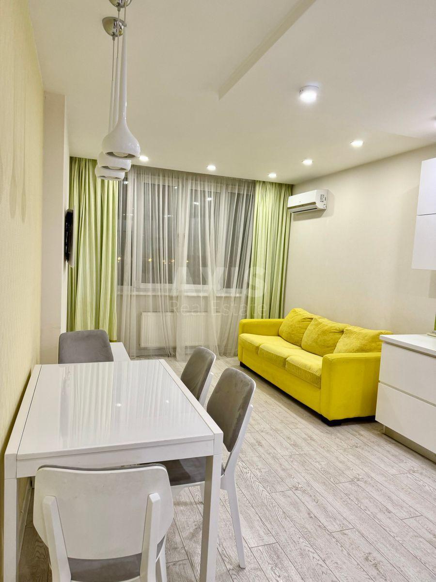 2k apartment vul. Zaval'na 10В0