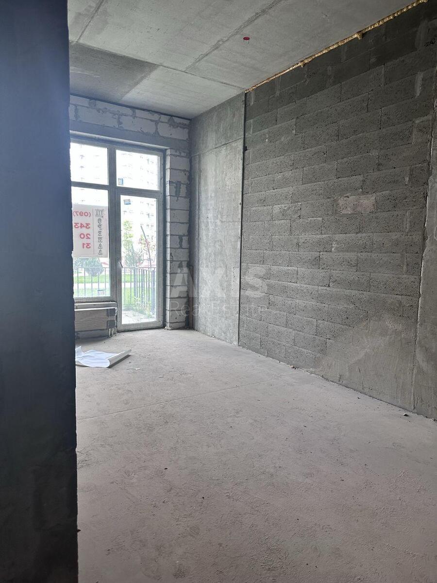 Trade object vul. Vsevoloda Zmijenka 21, 52m2557680