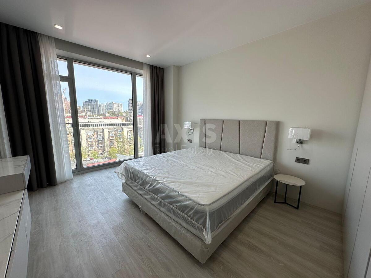 3k apartment vul. Antonovycha 1181