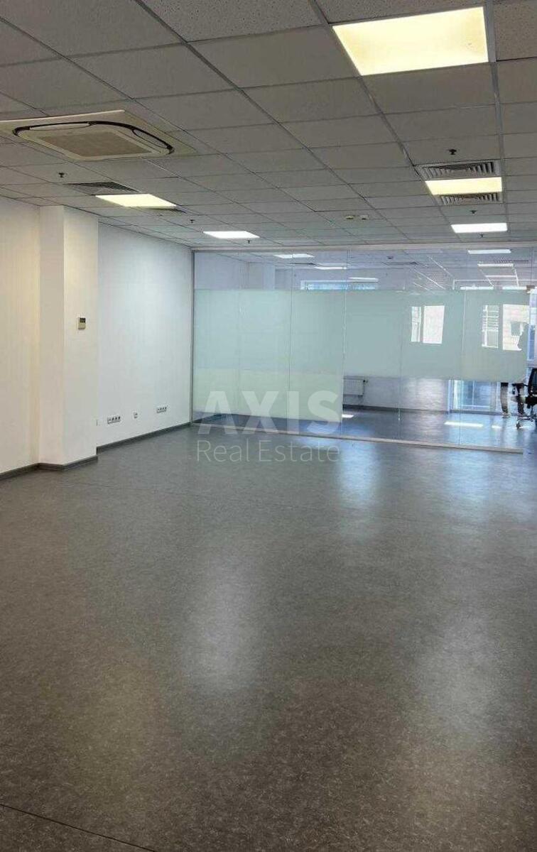 Office vul. Zhyljans'ka 68, 80m2