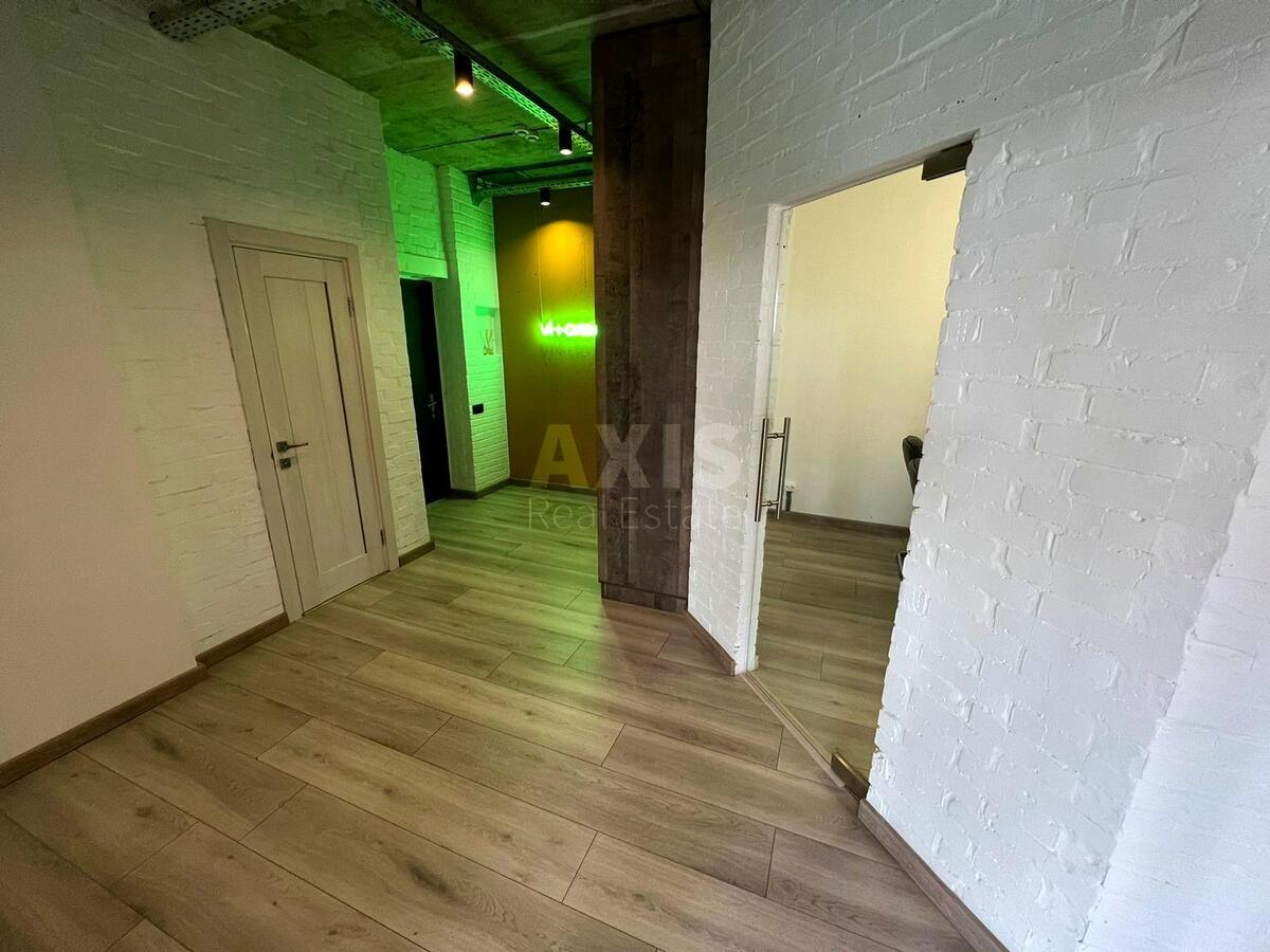 Офис ул. Василия Тютюнника 37/1, 150м2613117