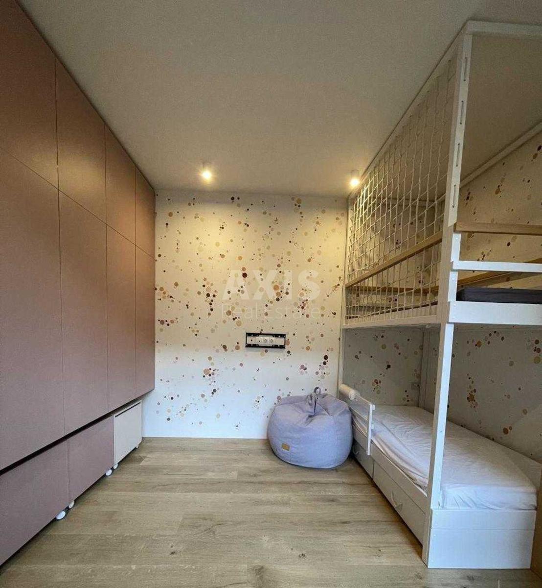 3k apartment vul. Kudri Ivana 17