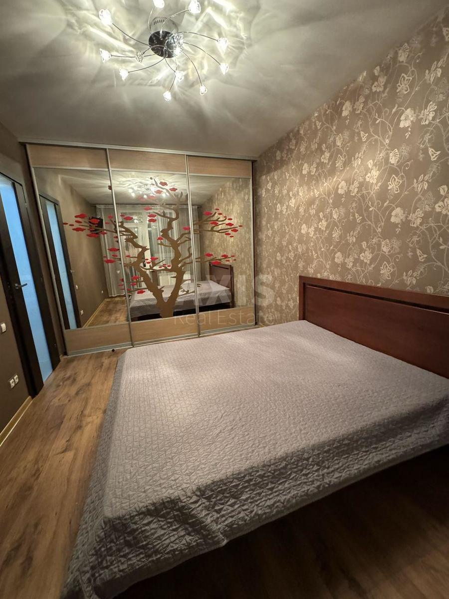 3k apartment vul. Zdolbunivs'ka 9Б1