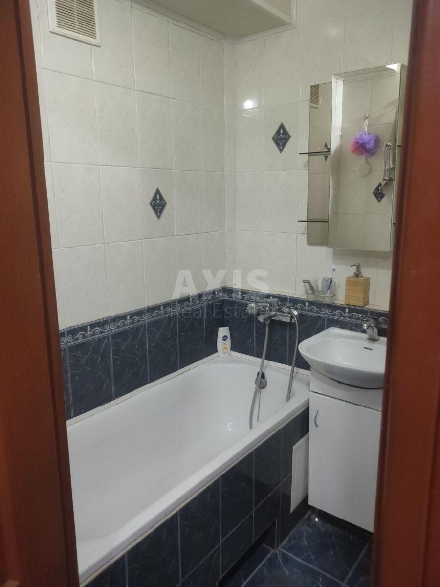 2k apartment vul. Saljutna 15610875