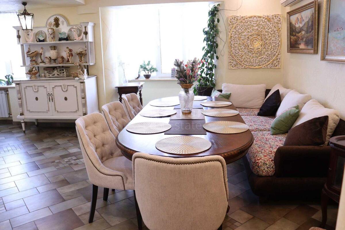 1k apartment pr-t Glushkova Akademika 22567294