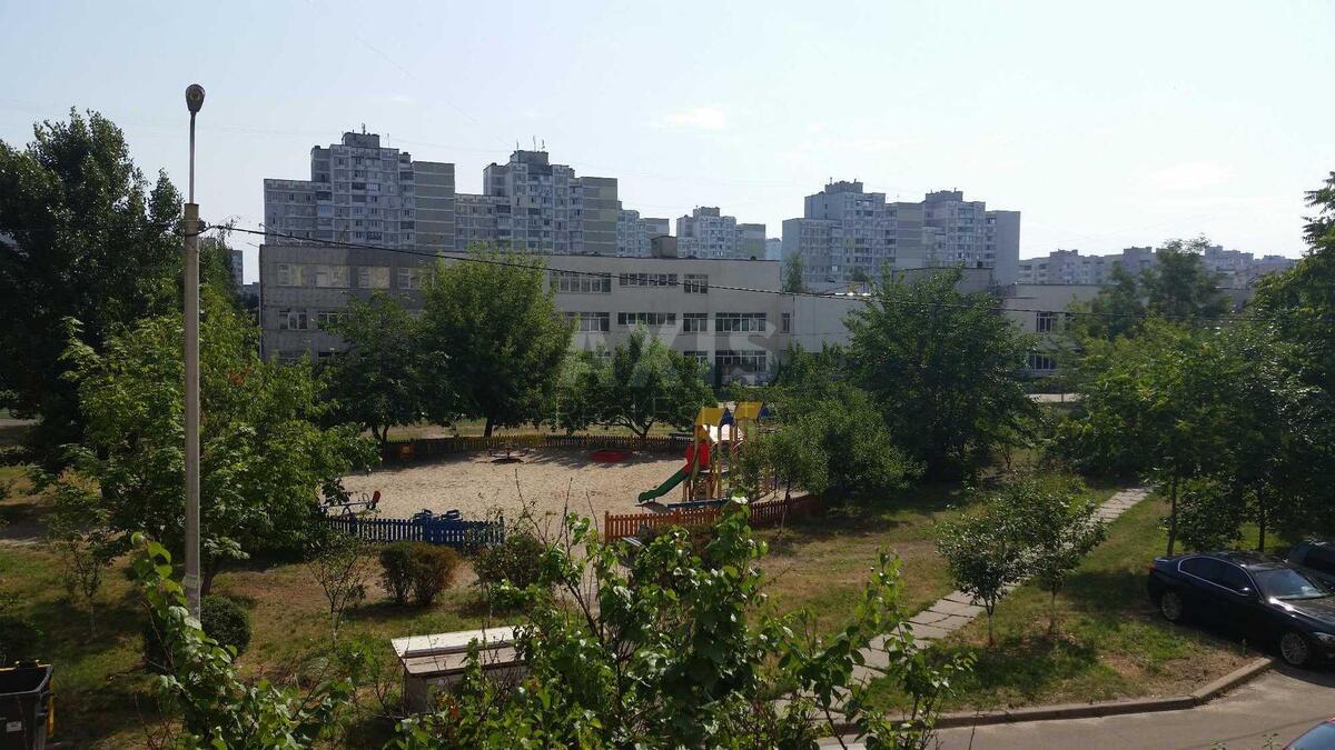 4к квартира ул. Ревуцкого 136116015