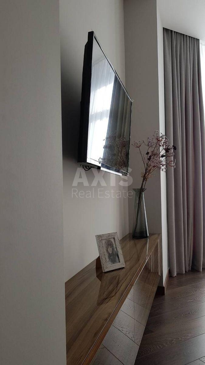 3k apartment vul. Strutyns'kogo Sergija 21