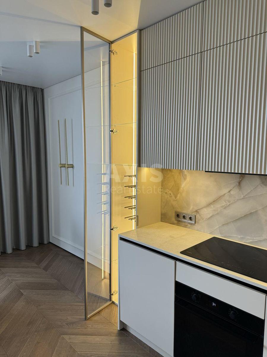 1k apartment doroga Naberezhno-Rybal's'ka 30