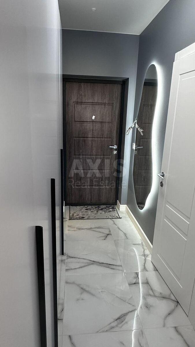 1k apartment nab. Dniprovs'ka 145730118