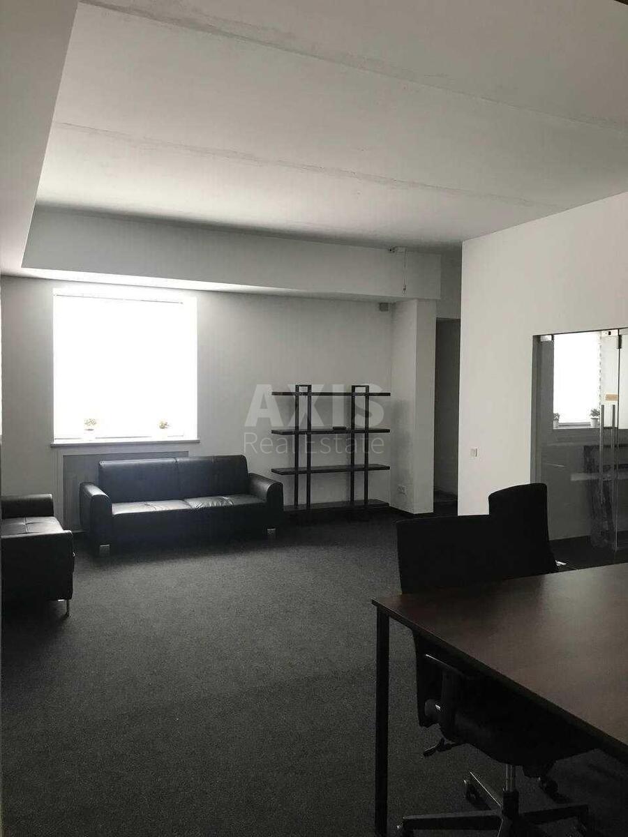 Объект торговли ул. Княжий Затон 11, 152м2618375