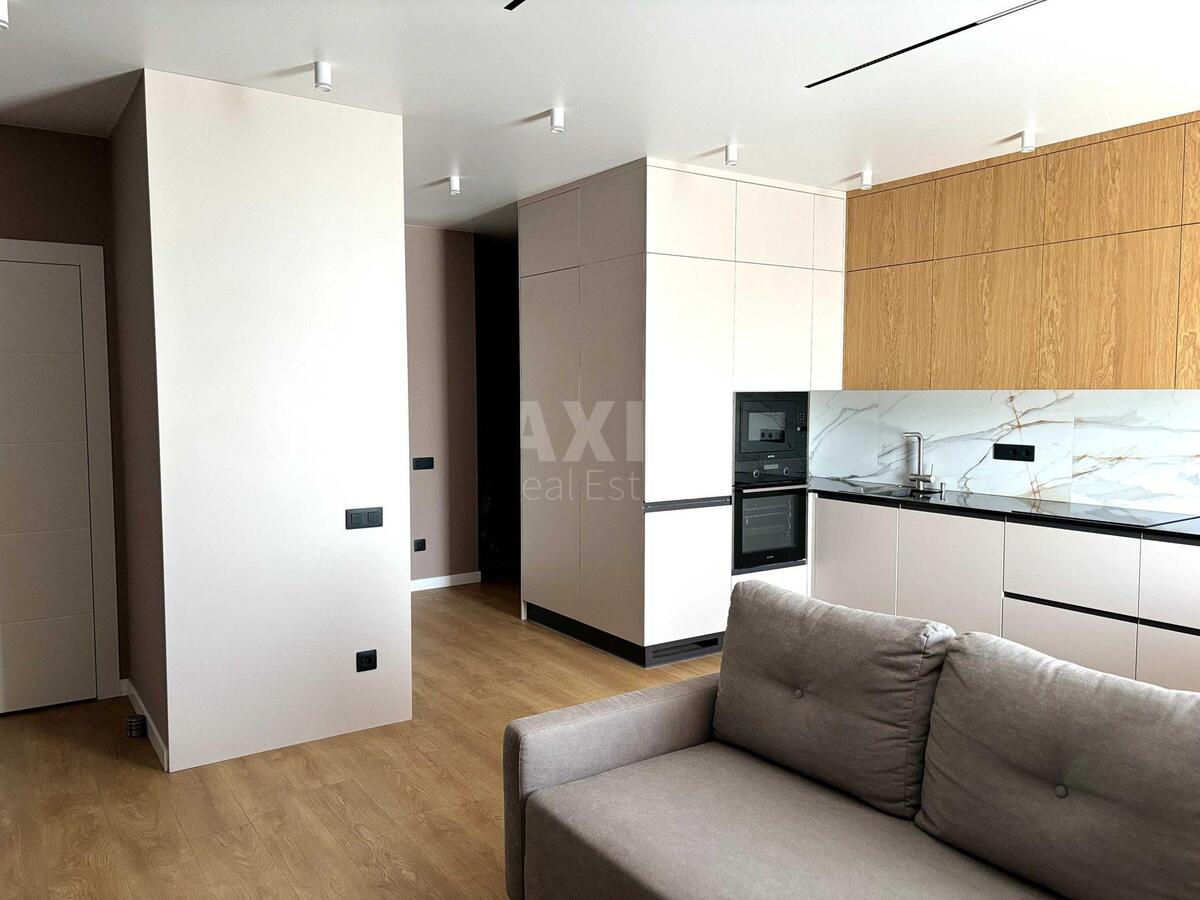 2k apartment vul. Sverstjuka Jevgena 4619791
