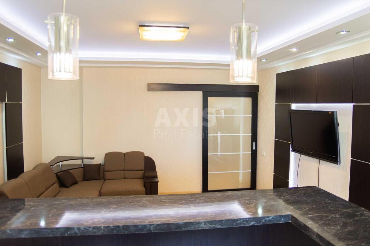 3k apartment vul. Avtozavods'ka 29А1