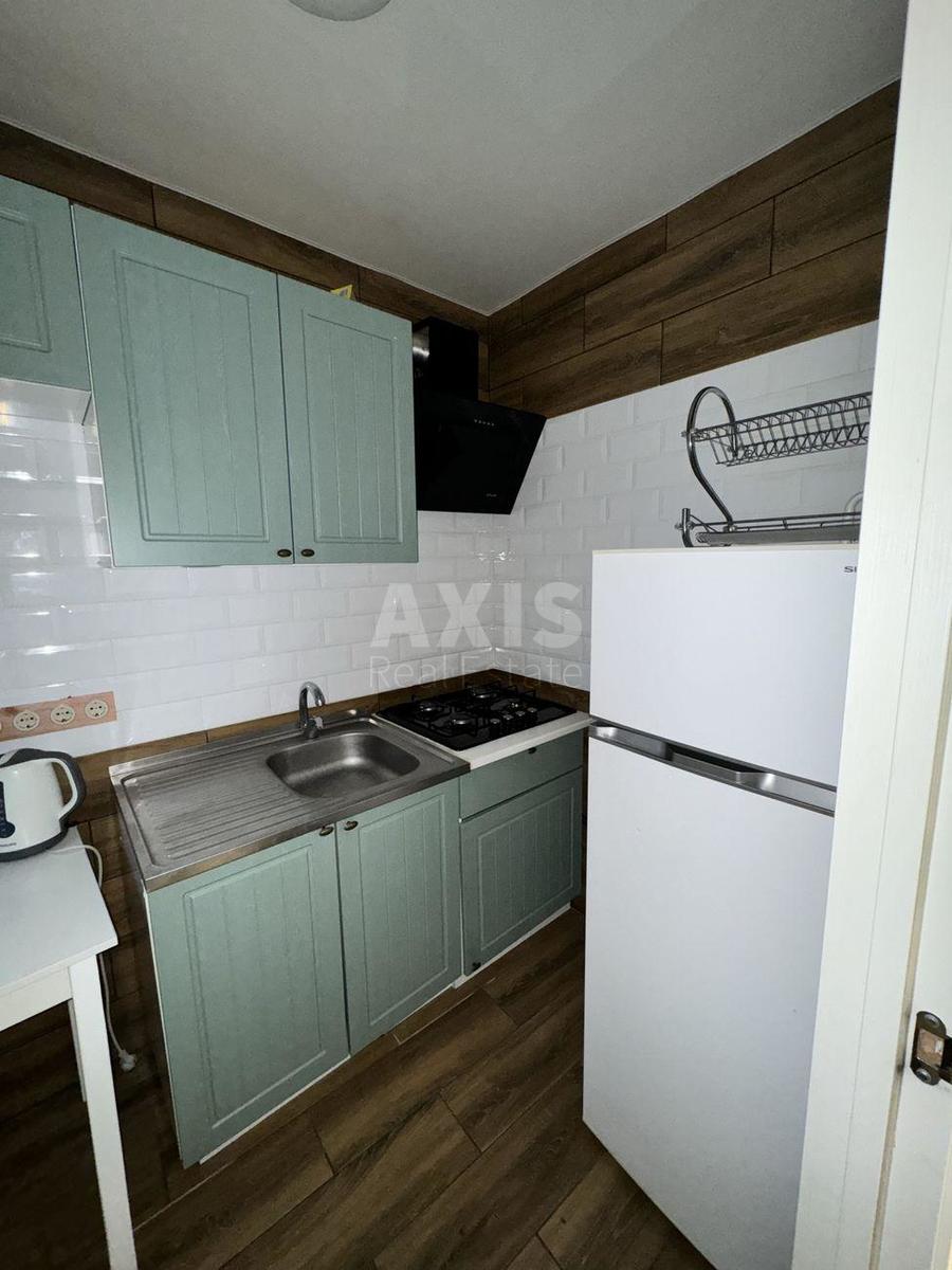 1k apartment vul. Derevljans'ka 21А