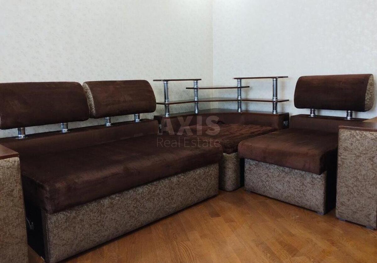 1k apartment vul. Antonovycha 170/172637125