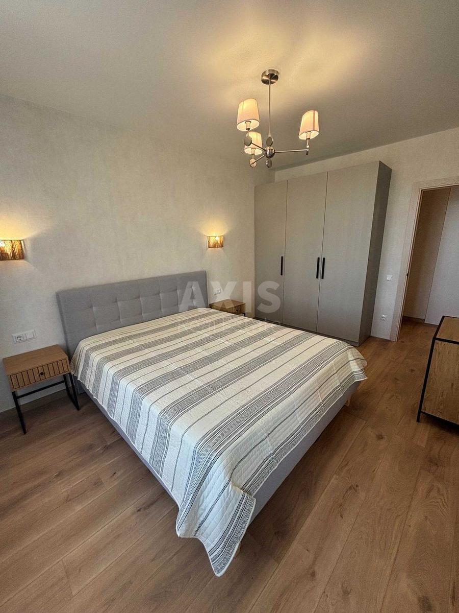 1k apartment vul. Pivnichno-Syrec'ka 18