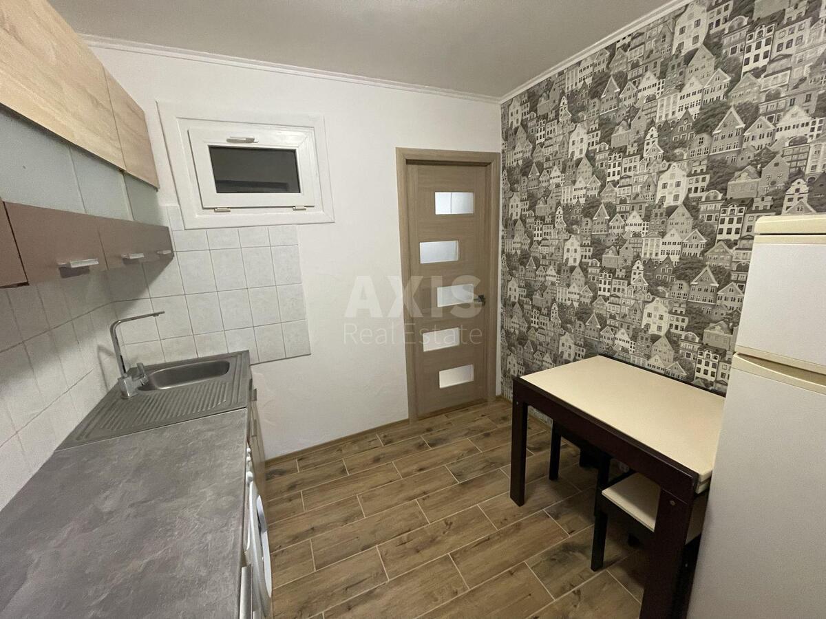1k apartment vul. Antonova Aviakonstruktora 40