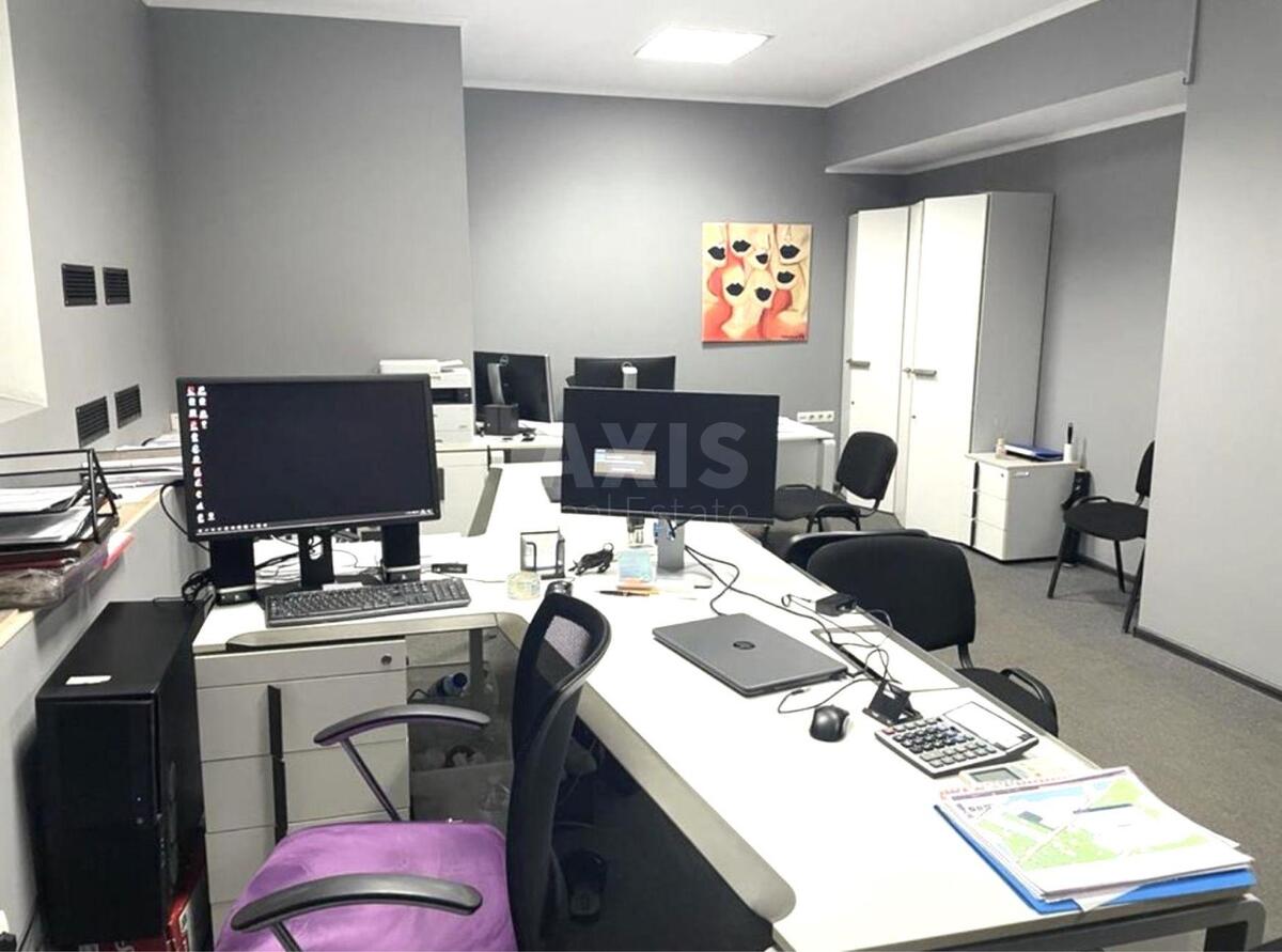 Office vul. Jaroslavs'ka 32/33, 160m20