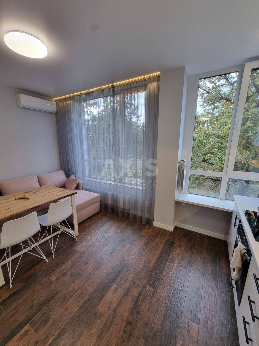 1k apartment vul. Kvitky Cisyk 321