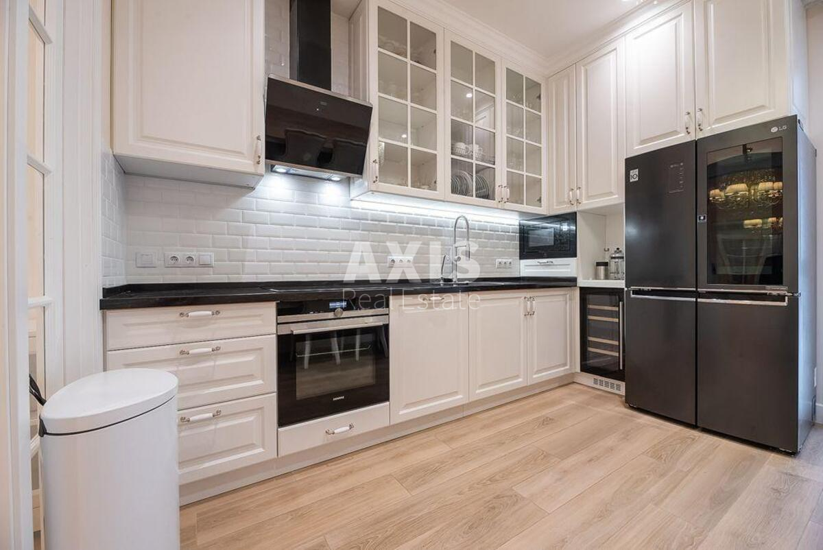 3k apartment vul. Antonovycha 441