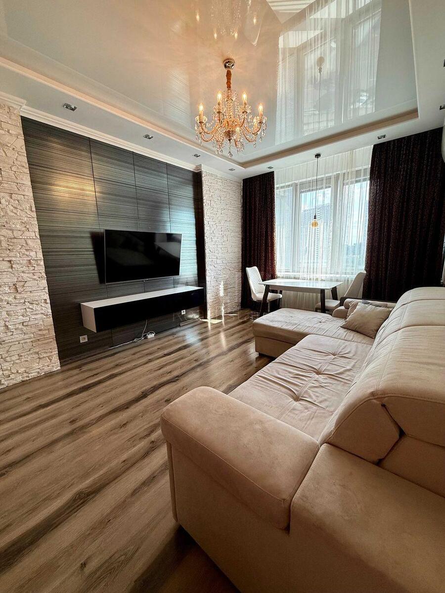 2k apartment nab. Dniprovs'ka 142