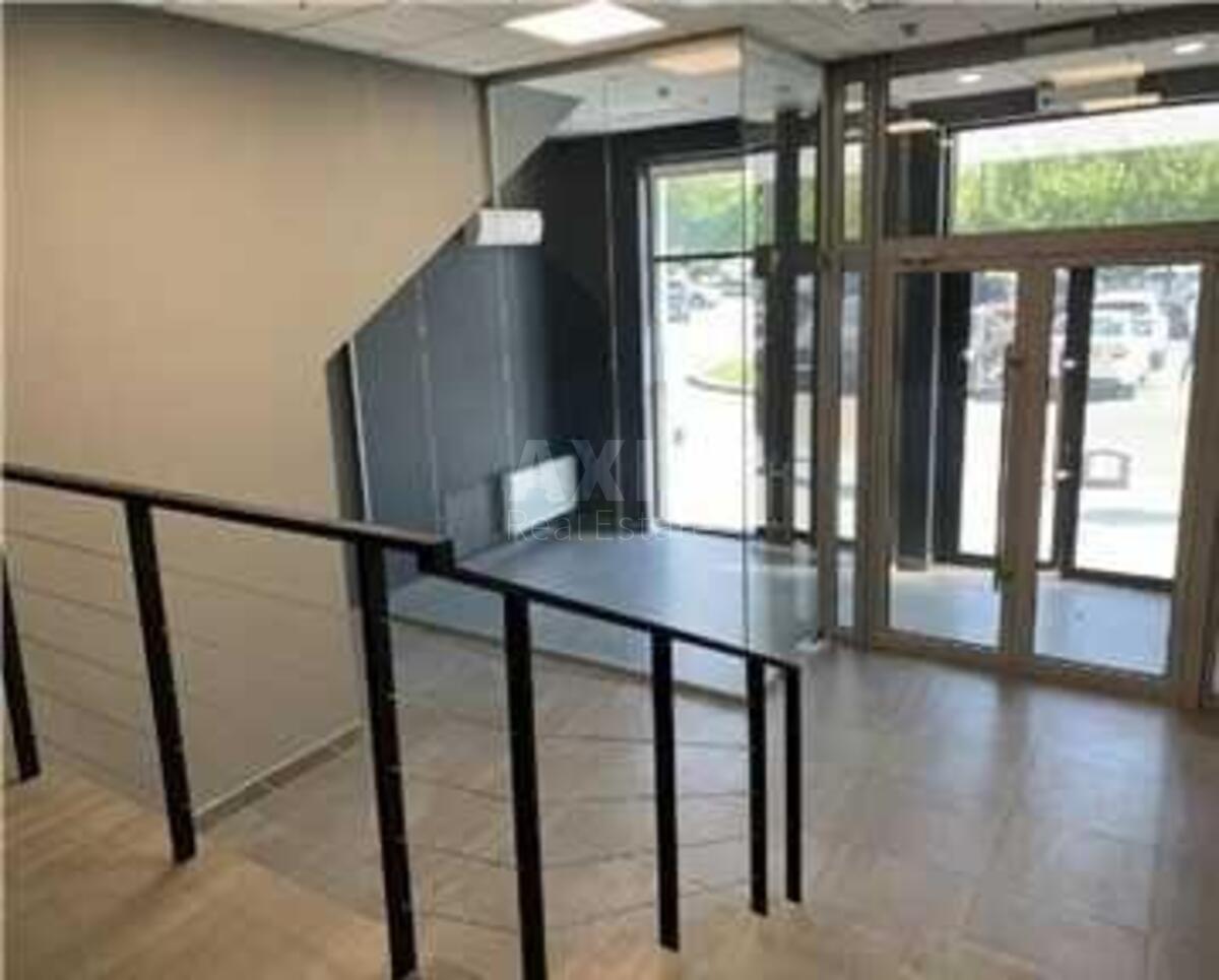 Office vul. Konjeva Marshala 6, 620m2597101