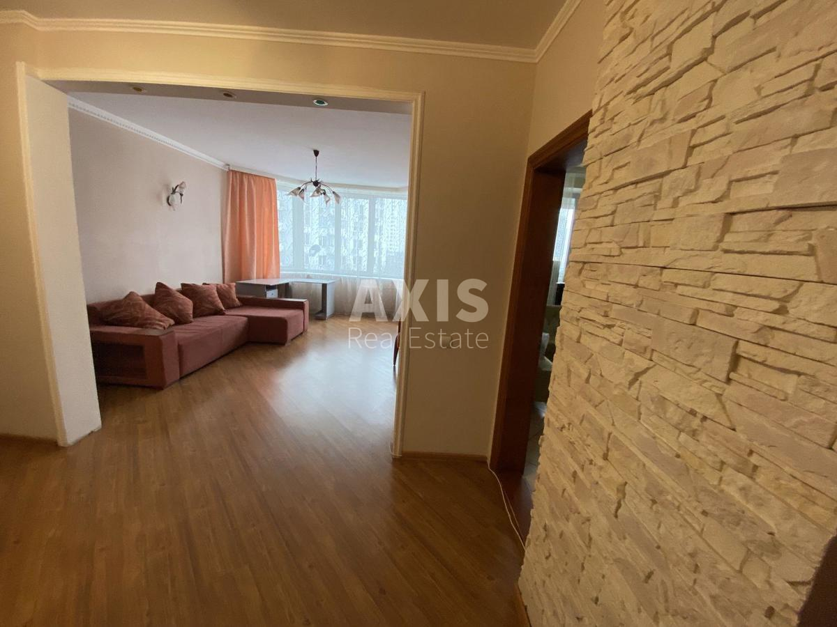 2k apartment pr-t Bazhana Mykoly 101