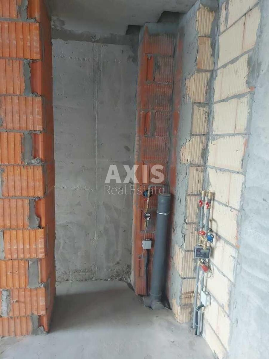 Trade object pr-t Peremogy 67А, 69m211