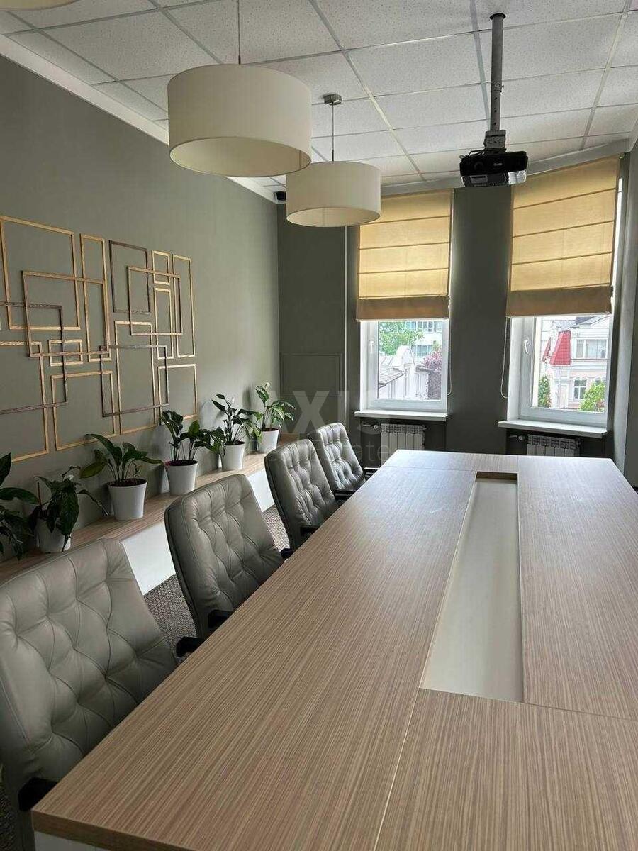 Office vul. Glybochyc'ka 40Х, 127m20