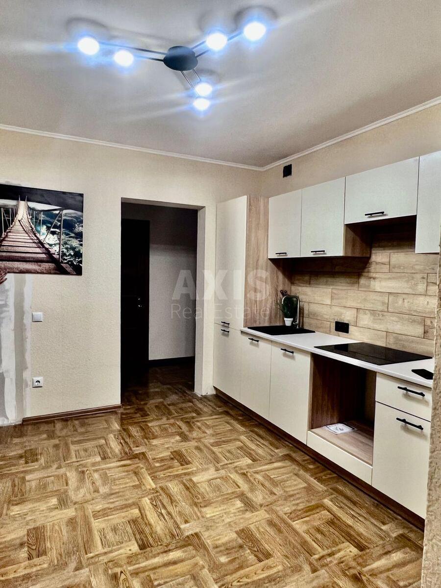 2k apartment vul. Konopljans'ka 220