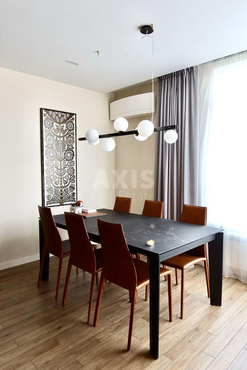 3k apartment pr-t Lobanovs'kogo 42