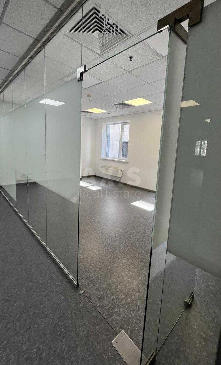 Office vul. Fizkul'tury 28, 132m2570620