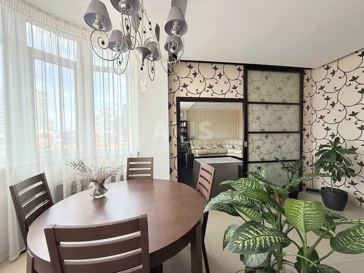 3k apartment vul. Chornovola V'jacheslava 25608070