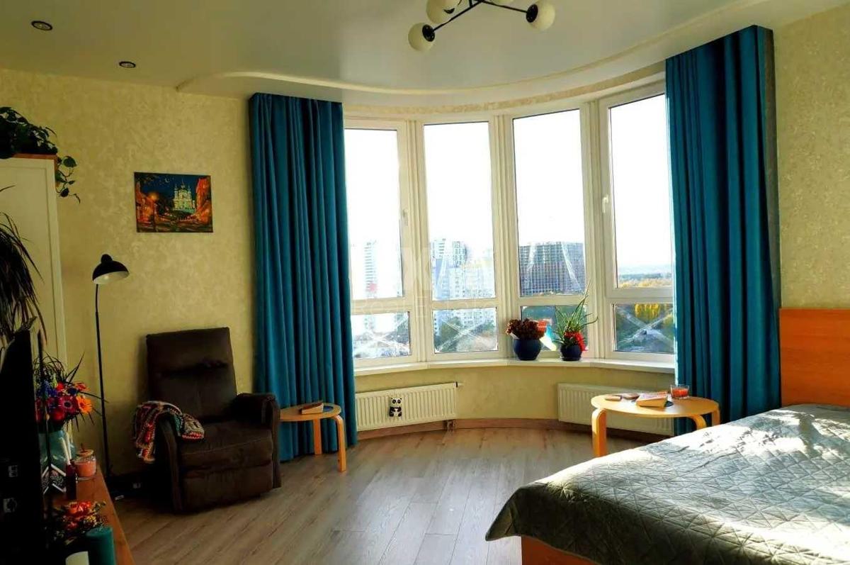 2k apartment vul. Mykil's'ko-Slobids'ka 8
